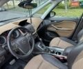 Серый Опель Zafira Tourer, объемом двигателя 2 л и пробегом 198 тыс. км за 10300 $, фото 22 на Automoto.ua
