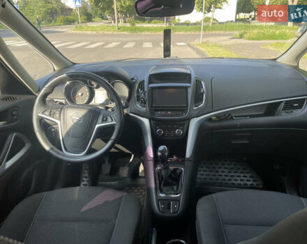 Опель Zafira Tourer 2012 в Полтаве на Automoto.ua Серый Опель Zafira Tourer, объемом двигателя 2 л и пробегом 208 тыс. км за 9800 $, фото 24 на Automoto.ua