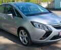 Серый Опель Zafira Tourer, объемом двигателя 2 л и пробегом 265 тыс. км за 10500 $, фото 2 на Automoto.ua