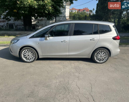 Опель Zafira Tourer 2012 в Полтаве на Automoto.ua Серый Опель Zafira Tourer, объемом двигателя 2 л и пробегом 208 тыс. км за 9800 $, фото 5 на Automoto.ua