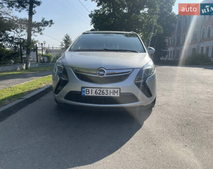 Опель Zafira Tourer 2012 в Полтаве на Automoto.ua Серый Опель Zafira Tourer, объемом двигателя 2 л и пробегом 208 тыс. км за 9800 $, фото 2 на Automoto.ua