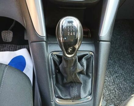 Сірий Опель Zafira Tourer, об'ємом двигуна 1.4 л та пробігом 262 тис. км за 7900 $, фото 5 на Automoto.ua
