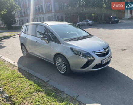 Опель Zafira Tourer 2012 в Полтаве на Automoto.ua Серый Опель Zafira Tourer, объемом двигателя 2 л и пробегом 208 тыс. км за 9800 $, фото 8 на Automoto.ua