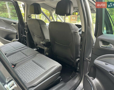 Сірий Опель Zafira Tourer, об'ємом двигуна 2 л та пробігом 219 тис. км за 10470 $, фото 28 на Automoto.ua