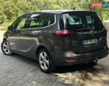 Сірий Опель Zafira Tourer, об'ємом двигуна 2 л та пробігом 219 тис. км за 10470 $, фото 14 на Automoto.ua