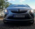 Серый Опель Zafira Tourer, объемом двигателя 1.96 л и пробегом 250 тыс. км за 7500 $, фото 1 на Automoto.ua