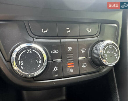 Сірий Опель Zafira Tourer, об'ємом двигуна 2 л та пробігом 219 тис. км за 10470 $, фото 53 на Automoto.ua