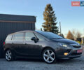 Серый Опель Zafira Tourer, объемом двигателя 2 л и пробегом 240 тыс. км за 11690 $, фото 8 на Automoto.ua