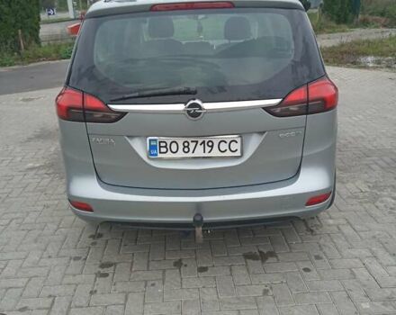 Сірий Опель Zafira Tourer, об'ємом двигуна 1.96 л та пробігом 217 тис. км за 8300 $, фото 7 на Automoto.ua