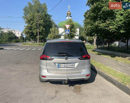 Опель Zafira Tourer 2012 в Полтаве на Automoto.ua Серый Опель Zafira Tourer, объемом двигателя 2 л и пробегом 208 тыс. км за 9800 $, фото 9 на Automoto.ua