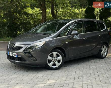 Сірий Опель Zafira Tourer, об'ємом двигуна 2 л та пробігом 219 тис. км за 10470 $, фото 2 на Automoto.ua
