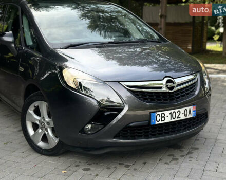 Сірий Опель Zafira Tourer, об'ємом двигуна 2 л та пробігом 219 тис. км за 10470 $, фото 17 на Automoto.ua