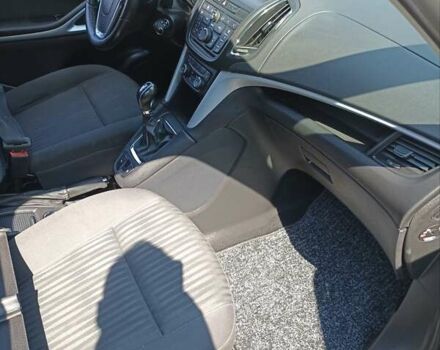 Сірий Опель Zafira Tourer, об'ємом двигуна 1.4 л та пробігом 262 тис. км за 7900 $, фото 3 на Automoto.ua