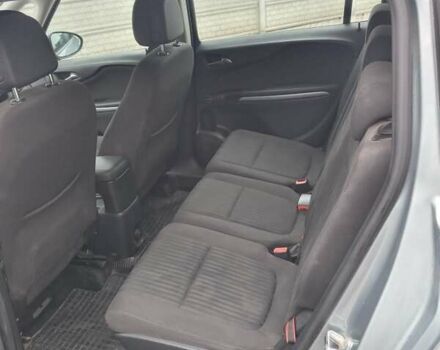 Сірий Опель Zafira Tourer, об'ємом двигуна 1.96 л та пробігом 217 тис. км за 8300 $, фото 2 на Automoto.ua
