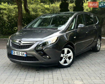 Сірий Опель Zafira Tourer, об'ємом двигуна 2 л та пробігом 219 тис. км за 10470 $, фото 6 на Automoto.ua