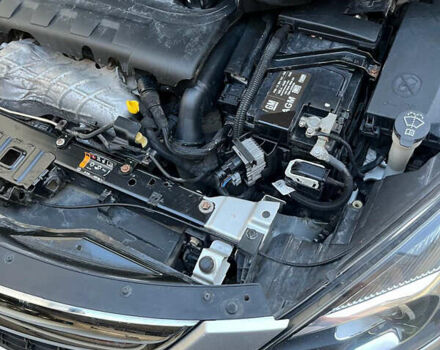 Серый Опель Zafira Tourer, объемом двигателя 2 л и пробегом 132 тыс. км за 10400 $, фото 2 на Automoto.ua