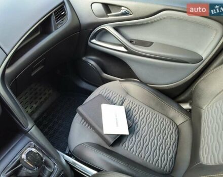 Опель Zafira Tourer 2013 у Рівному на Automoto.ua Сірий Опель Zafira Tourer, об'ємом двигуна 1.6 л та пробігом 279 тис. км за 8800 $, фото 14 на Automoto.ua