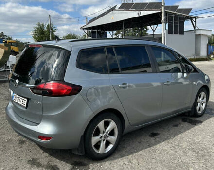 Серый Опель Zafira Tourer, объемом двигателя 1.6 л и пробегом 238 тыс. км за 8800 $, фото 10 на Automoto.ua