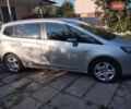 Серый Опель Zafira Tourer, объемом двигателя 2 л и пробегом 262 тыс. км за 9000 $, фото 7 на Automoto.ua