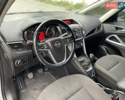 Опель Zafira Tourer 2014 у Дніпро (Дніпропетровську) на Automoto.ua Сірий Опель Zafira Tourer, об'ємом двигуна 2 л та пробігом 180 тис. км за 9300 $, фото 11 на Automoto.ua