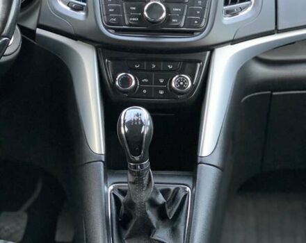 Опель Zafira Tourer 2014 у Дніпро (Дніпропетровську) на Automoto.ua Сірий Опель Zafira Tourer, об'ємом двигуна 2 л та пробігом 180 тис. км за 9300 $, фото 8 на Automoto.ua