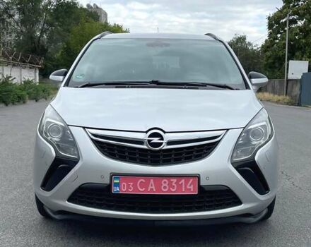 Опель Zafira Tourer 2014 у Дніпро (Дніпропетровську) на Automoto.ua Сірий Опель Zafira Tourer, об'ємом двигуна 2 л та пробігом 180 тис. км за 9300 $, фото 1 на Automoto.ua