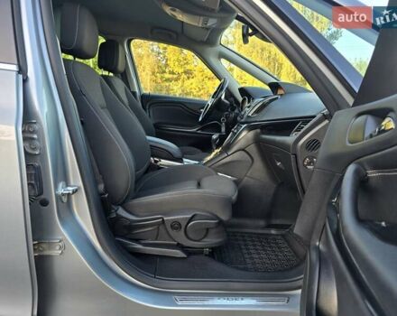 Серый Опель Zafira Tourer, объемом двигателя 2 л и пробегом 261 тыс. км за 10499 $, фото 57 на Automoto.ua