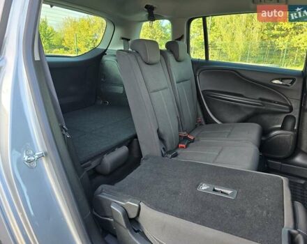 Серый Опель Zafira Tourer, объемом двигателя 2 л и пробегом 261 тыс. км за 10499 $, фото 67 на Automoto.ua