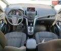Серый Опель Zafira Tourer, объемом двигателя 1.96 л и пробегом 187 тыс. км за 9999 $, фото 4 на Automoto.ua