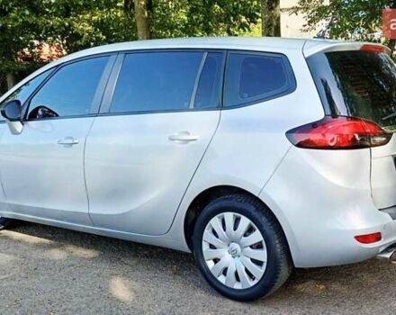 Серый Опель Zafira Tourer, объемом двигателя 2 л и пробегом 201 тыс. км за 11850 $, фото 17 на Automoto.ua