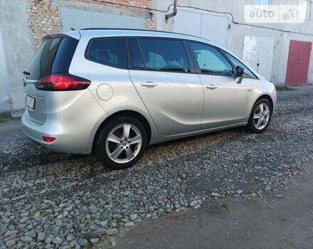 Серый Опель Zafira Tourer, объемом двигателя 2 л и пробегом 270 тыс. км за 11200 $, фото 45 на Automoto.ua