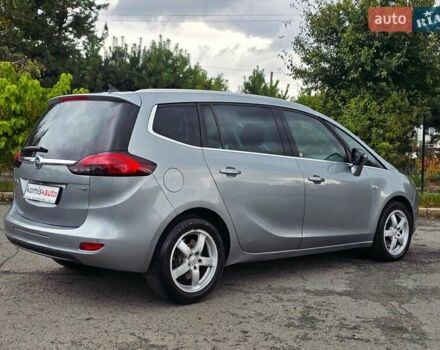 Серый Опель Zafira Tourer, объемом двигателя 2 л и пробегом 261 тыс. км за 10499 $, фото 7 на Automoto.ua
