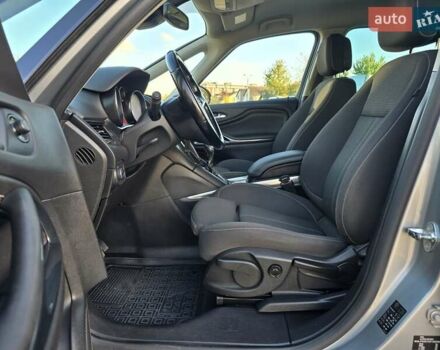 Серый Опель Zafira Tourer, объемом двигателя 2 л и пробегом 261 тыс. км за 10499 $, фото 26 на Automoto.ua
