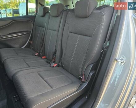 Серый Опель Zafira Tourer, объемом двигателя 2 л и пробегом 261 тыс. км за 10499 $, фото 50 на Automoto.ua