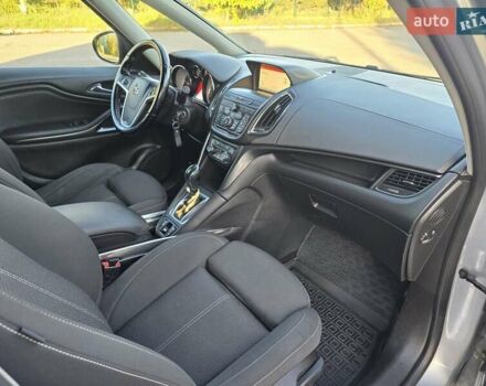 Серый Опель Zafira Tourer, объемом двигателя 2 л и пробегом 261 тыс. км за 10499 $, фото 56 на Automoto.ua