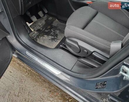 Сірий Опель Zafira Tourer, об'ємом двигуна 1.6 л та пробігом 186 тис. км за 10500 $, фото 10 на Automoto.ua