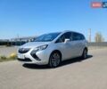 Серый Опель Zafira Tourer, объемом двигателя 1.96 л и пробегом 187 тыс. км за 9999 $, фото 1 на Automoto.ua