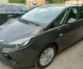 Серый Опель Zafira Tourer, объемом двигателя 1.6 л и пробегом 244 тыс. км за 10000 $, фото 2 на Automoto.ua