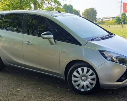 Серый Опель Zafira Tourer, объемом двигателя 2 л и пробегом 201 тыс. км за 11850 $, фото 10 на Automoto.ua