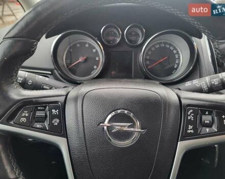 Сірий Опель Zafira Tourer, об'ємом двигуна 1.6 л та пробігом 186 тис. км за 10500 $, фото 23 на Automoto.ua