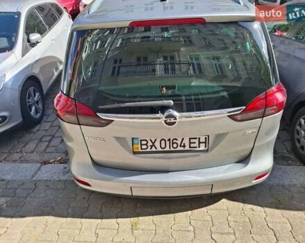 Сірий Опель Zafira Tourer, об'ємом двигуна 2 л та пробігом 250 тис. км за 8500 $, фото 1 на Automoto.ua