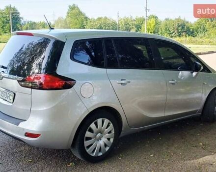 Серый Опель Zafira Tourer, объемом двигателя 2 л и пробегом 201 тыс. км за 11850 $, фото 16 на Automoto.ua