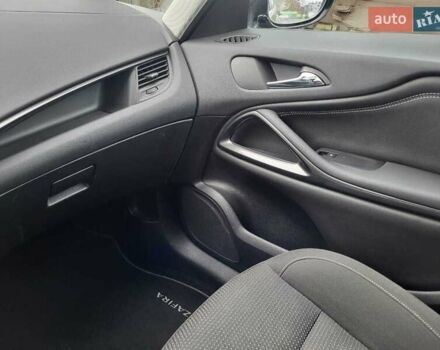 Сірий Опель Zafira Tourer, об'ємом двигуна 1.6 л та пробігом 186 тис. км за 10500 $, фото 25 на Automoto.ua