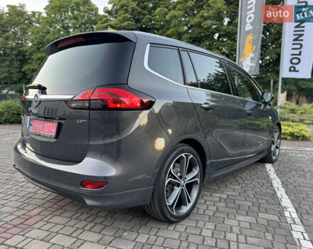 Серый Опель Zafira Tourer, объемом двигателя 2 л и пробегом 203 тыс. км за 13700 $, фото 7 на Automoto.ua