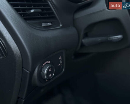 Серый Опель Zafira Tourer, объемом двигателя 2 л и пробегом 203 тыс. км за 13700 $, фото 16 на Automoto.ua