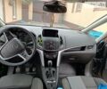 Серый Опель Zafira Tourer, объемом двигателя 1.6 л и пробегом 218 тыс. км за 11000 $, фото 18 на Automoto.ua