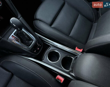 Серый Опель Zafira Tourer, объемом двигателя 2 л и пробегом 203 тыс. км за 13700 $, фото 19 на Automoto.ua