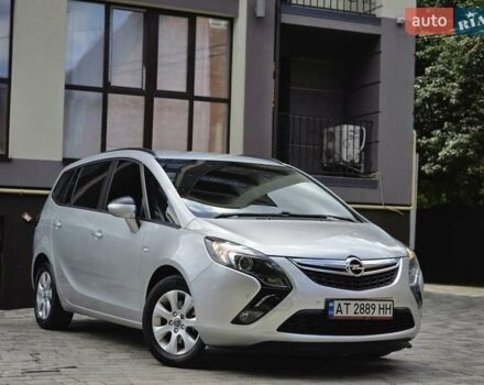 Серый Опель Zafira Tourer, объемом двигателя 1.6 л и пробегом 218 тыс. км за 10500 $, фото 6 на Automoto.ua