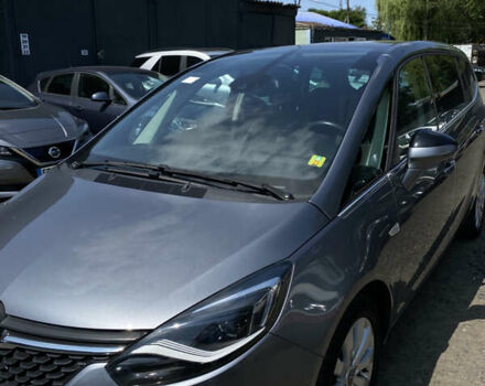 Серый Опель Zafira Tourer, объемом двигателя 1.6 л и пробегом 196 тыс. км за 13500 $, фото 26 на Automoto.ua