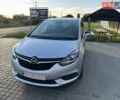 Серый Опель Zafira Tourer, объемом двигателя 1.6 л и пробегом 217 тыс. км за 11700 $, фото 1 на Automoto.ua